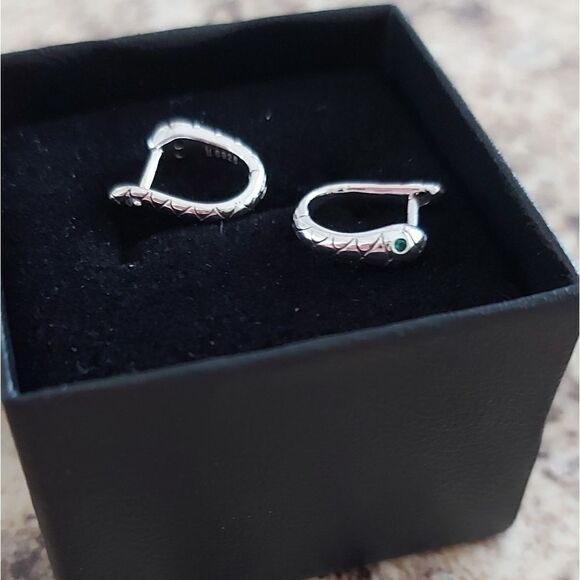 Platinum Plated 925 Sterling Silver Snake Huggies Earrings - Picture 3 of 8